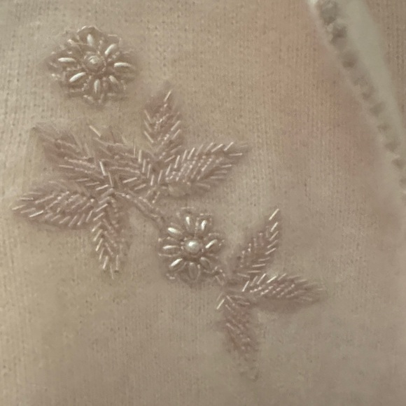 New Baby Pink Embroidered Angora blend Sweater Set - Picture 4 of 12